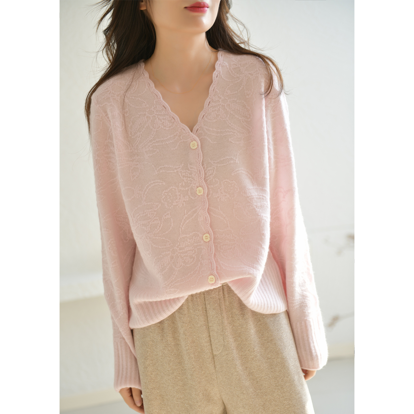 GESGOO慵懒甜美v领长袖针织衫上衣女秋冬2025新款软糯羊绒衫粉色 - 图0