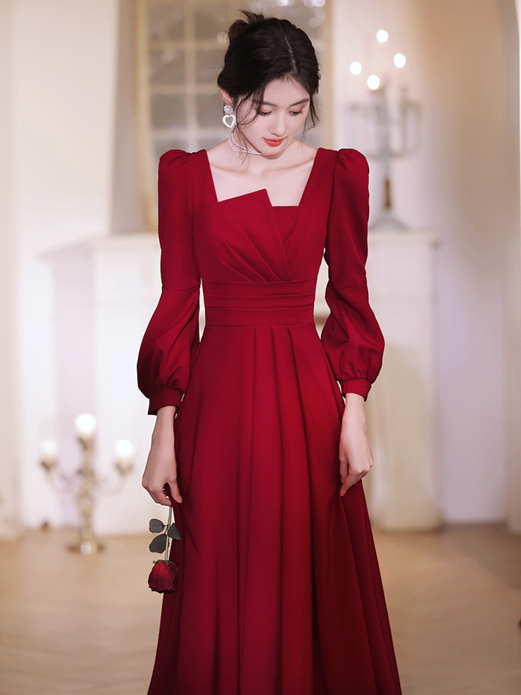敬酒服新娘红色订婚连衣裙秋冬长袖回门显瘦平时可穿高级感晚礼服
