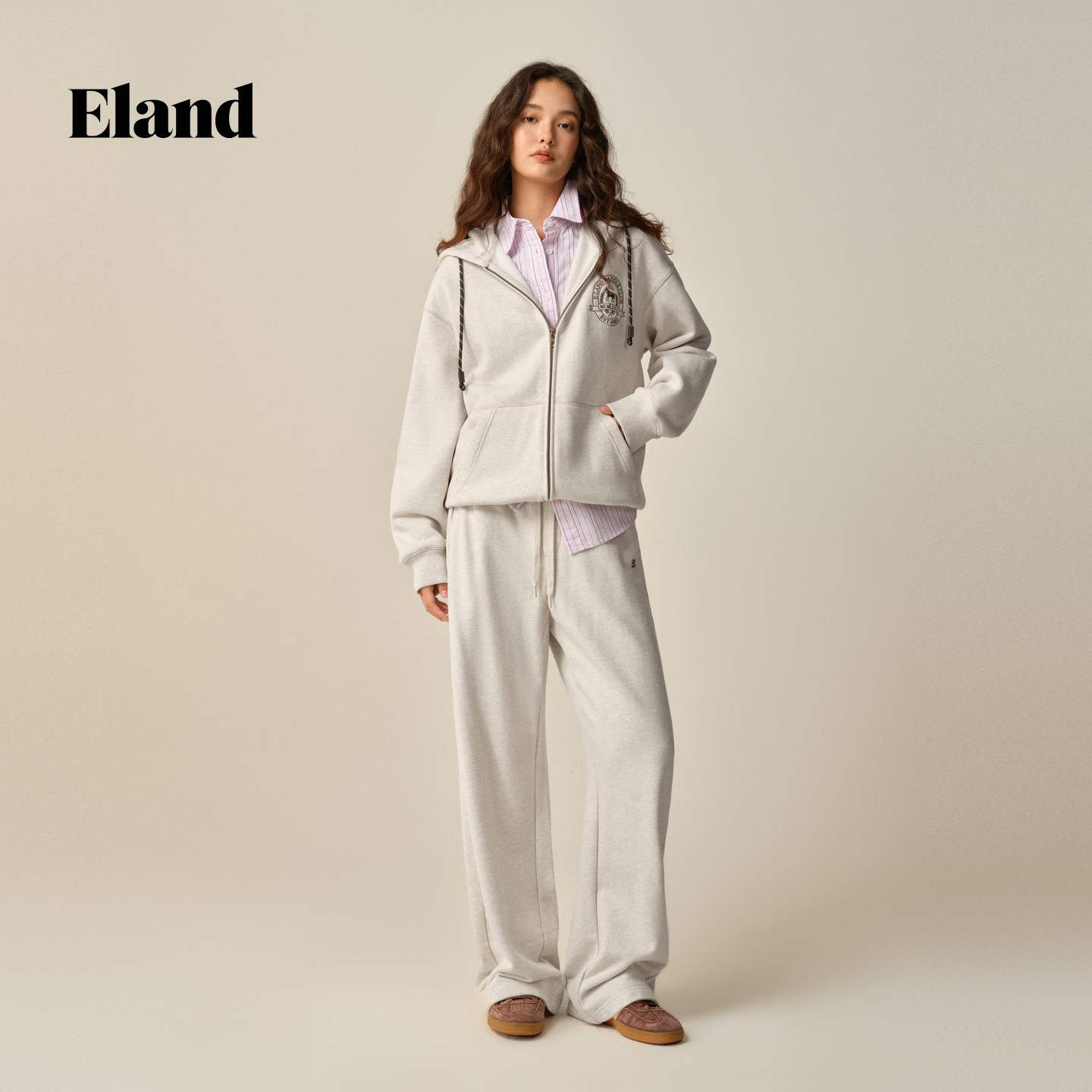Eland衣恋卫衣女时尚休闲连帽抽绳拉链外套2025冬季新款,淘宝优惠券,粉丝福利购,淘宝优惠卷