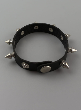 欧美朋克铆钉暗黑摇滚哥特式个性时尚皮质手链