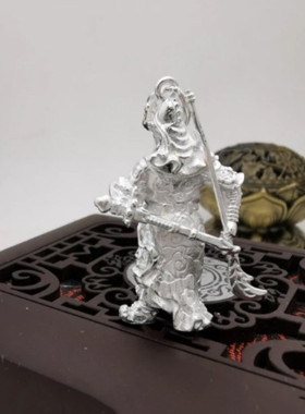 佐曼蒂男足银关公吊坠个性3D霸气