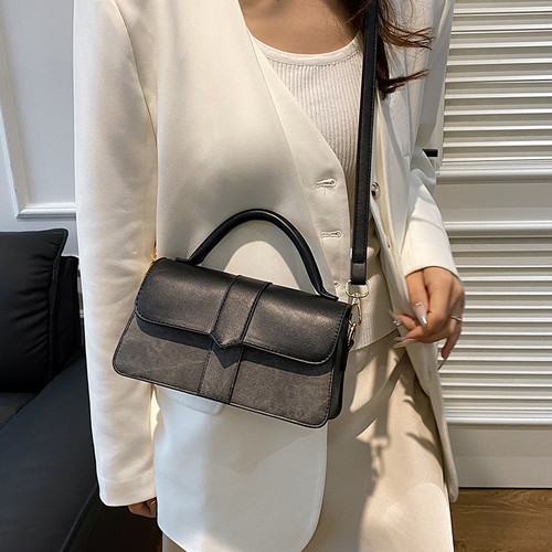 高级感小众设计包包女2024新款夏季单肩斜挎包百搭复古手提小方包-图2