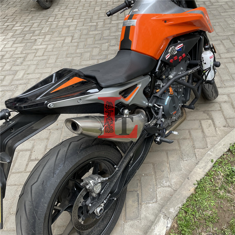 适用KTM DUKE790 DUKE890/R摩托车改装排气管吊架铝合金支架配件 - 图1