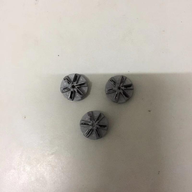 凌科 三刃头剃须刃刮胡刃网刃头充电器鼻毛器鬓角器配件包邮 FS3188 凌科 三刃头剃须刃刮胡刃网刃头充电器鼻毛器鬓角器配件包邮 FS3188
