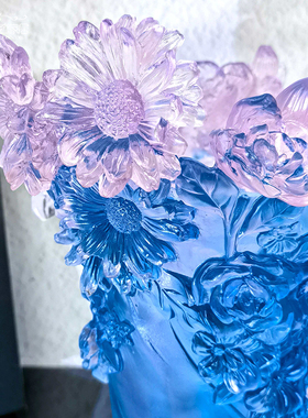 高奢蓝色琉璃浮雕脱蜡水晶花瓶