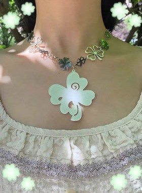 幸运草梦花园闪闪四叶草镂空项链