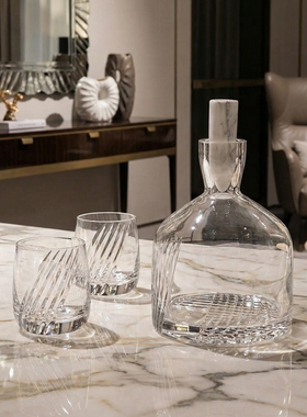 轻奢旋转醒酒器套装高档水晶玻璃威士忌分酒器家用客厅洋酒具摆件