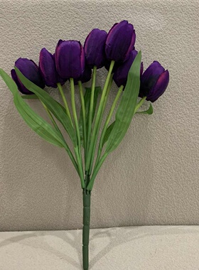 郁金香餐厅植物装饰花