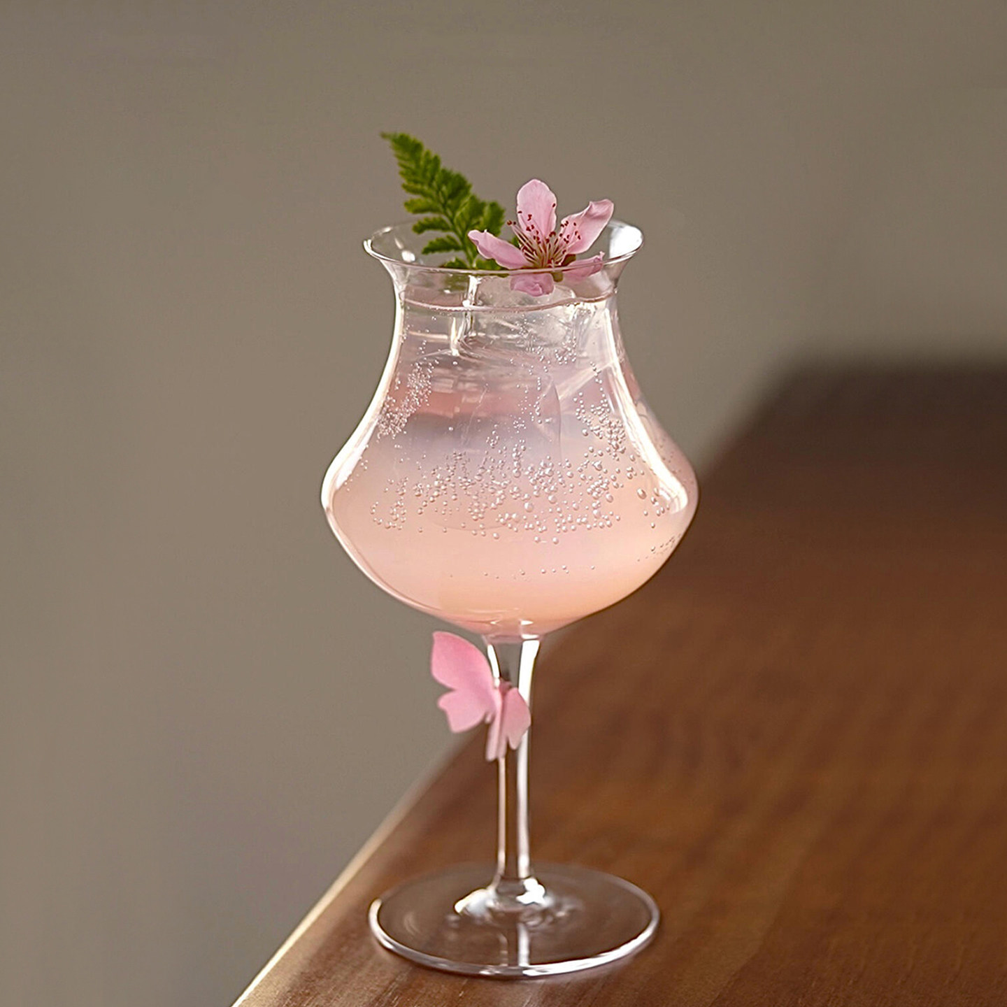 创意玻璃鸡尾酒杯餐厅酒吧马天尼杯网红高脚杯咖啡饮品杯子香槟杯,淘宝优惠券,粉丝福利购,淘宝优惠卷