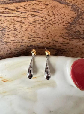 李一桐余梦同款极简双色水滴耳钉女轻奢小众设计耳坠高级感耳钉