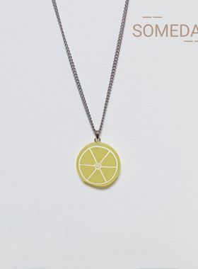 钛钢不掉色甜美小清新柠檬项链女生ins风精致仿真水果吊坠毛衣链