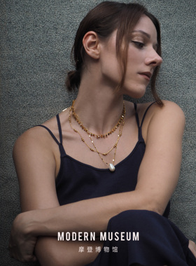 摩登博物馆三层不规则水滴项链