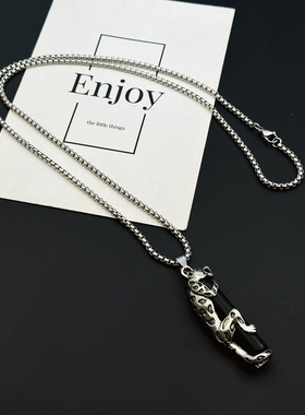 项链男潮2025新款猎豹子吊坠男女