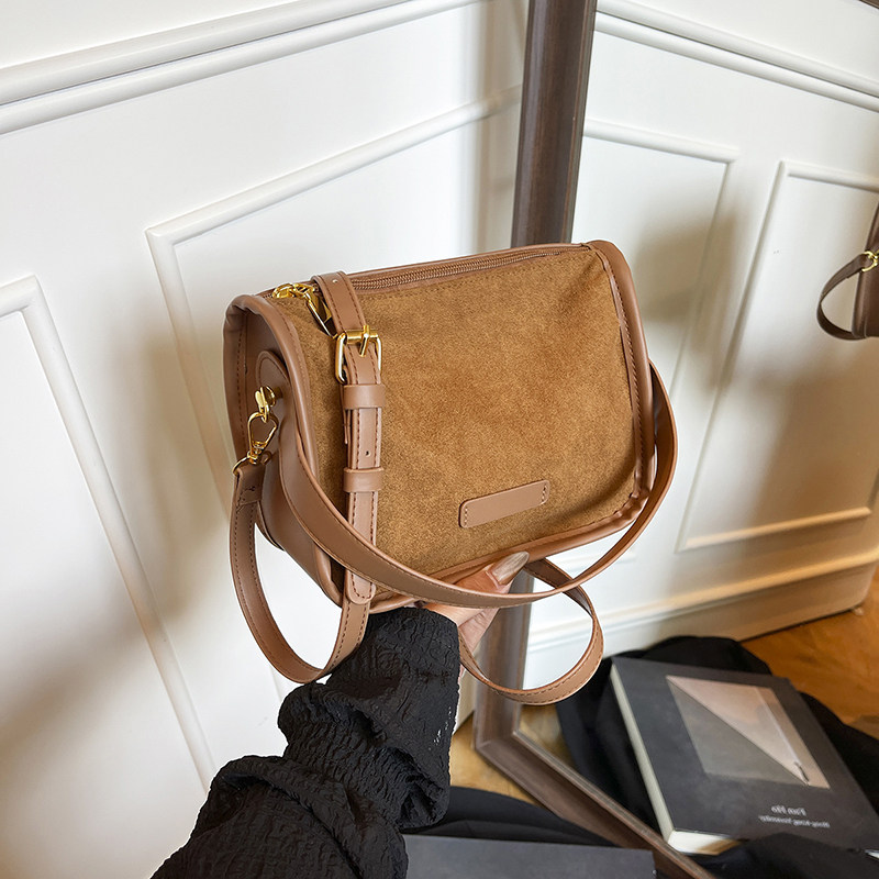 芊舒祺2026新款麂皮绒小方包女百搭洋气手提斜挎包时尚潮流单肩包,淘宝优惠券,粉丝福利购,淘宝优惠卷