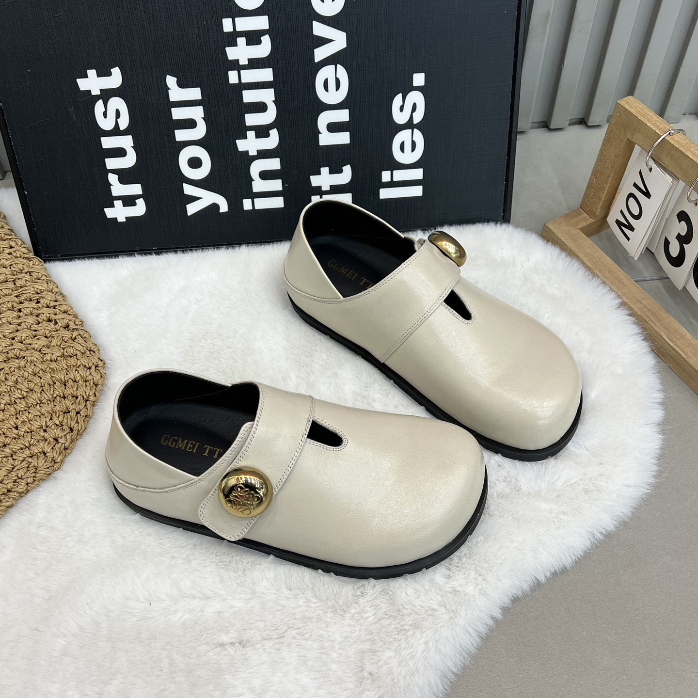 韩版勃肯鞋女2026新款真皮平底单鞋女宽头乐福鞋复古风ins小皮鞋,淘宝优惠券,粉丝福利购,淘宝优惠卷