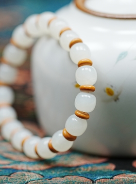 玩物养志。新疆籽料和田玉老型珠白玉8乘7设计橄榄核手链 18颗Z10