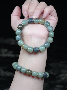 枯藤老树昏鸦。新疆楼兰三色和田玉直切12乘12毫米手链