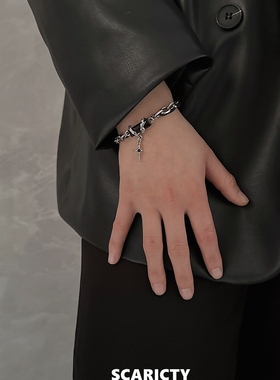 星体缠绕黑钻手链男女百搭ins小众设计轻奢高级感情侣手饰潮钛钢