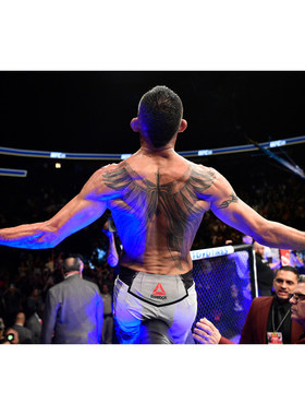 夜魔弗格森海报 ufc明星格斗搏击拳击馆宿舍墙贴MMA壁纸装饰画
