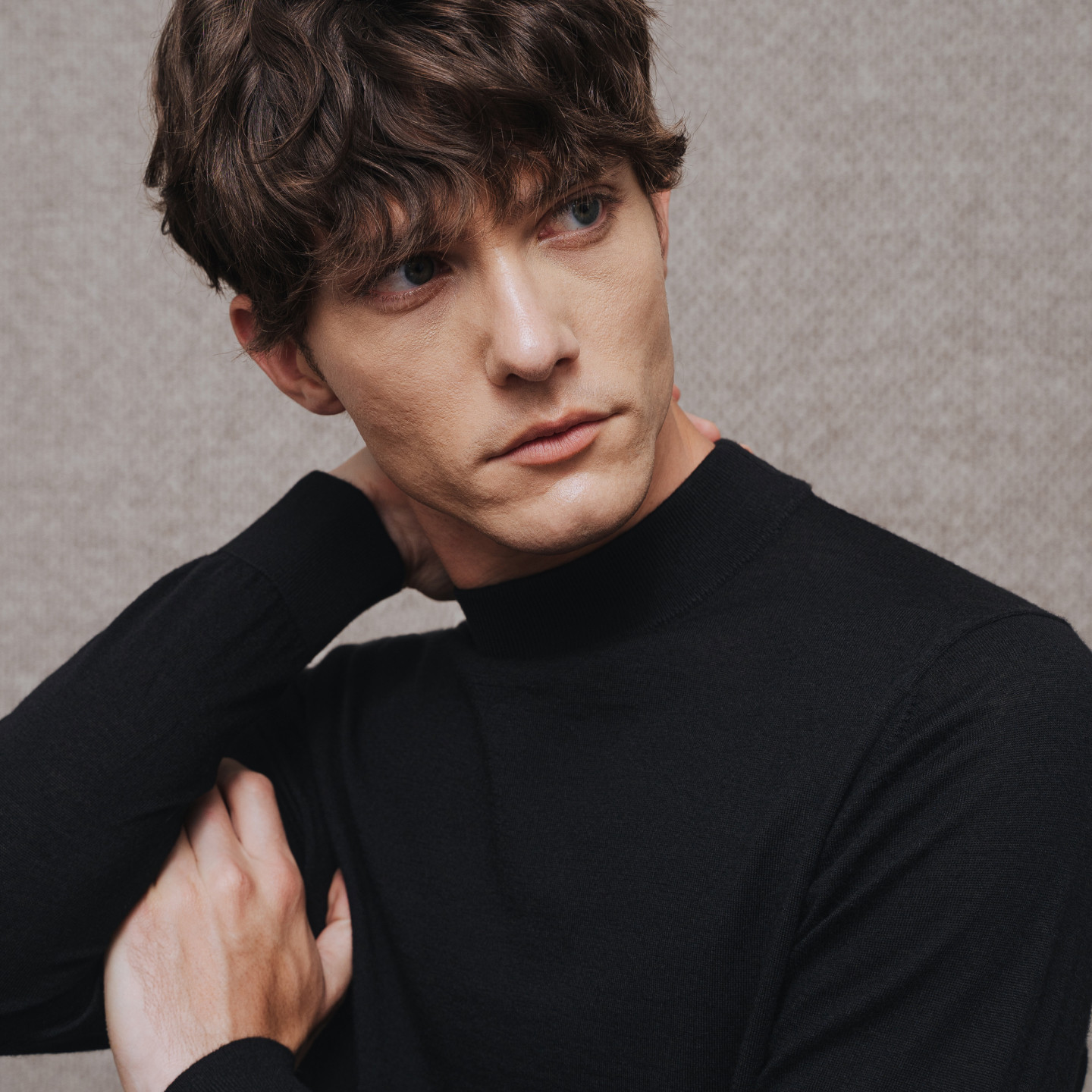 澳嘉高支羊毛衫男款黑色男士毛衣羊绒针织衫高级长袖内搭2025秋冬