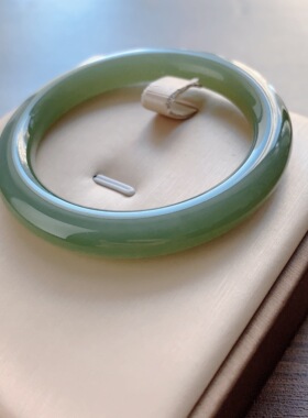 53.9圈口-湖水色-福镯-青海料-天然和田玉手镯-梧桐家