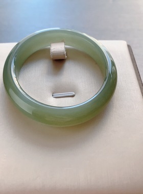 51.5圈口-晴水色-贵妃镯-青海料-天然和田玉手镯-梧桐家