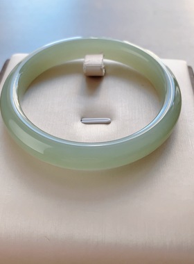 58.5圈口-晴水色-平安镯-青海料-天然和田玉手镯-梧桐家