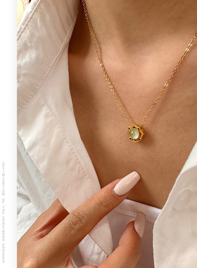 国风古法金沙玛瑙月光石项