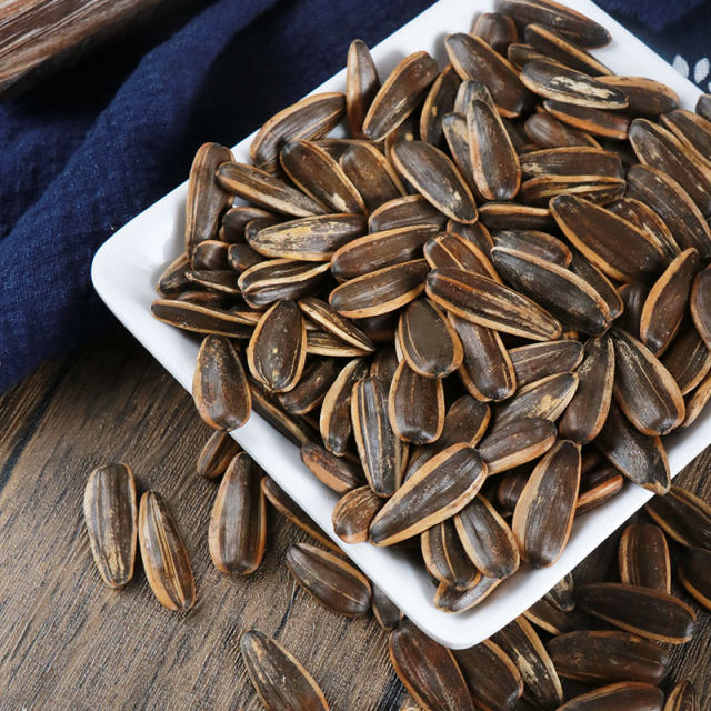 Laojiekou large melon seeds in 4 flavors and multiple specifications