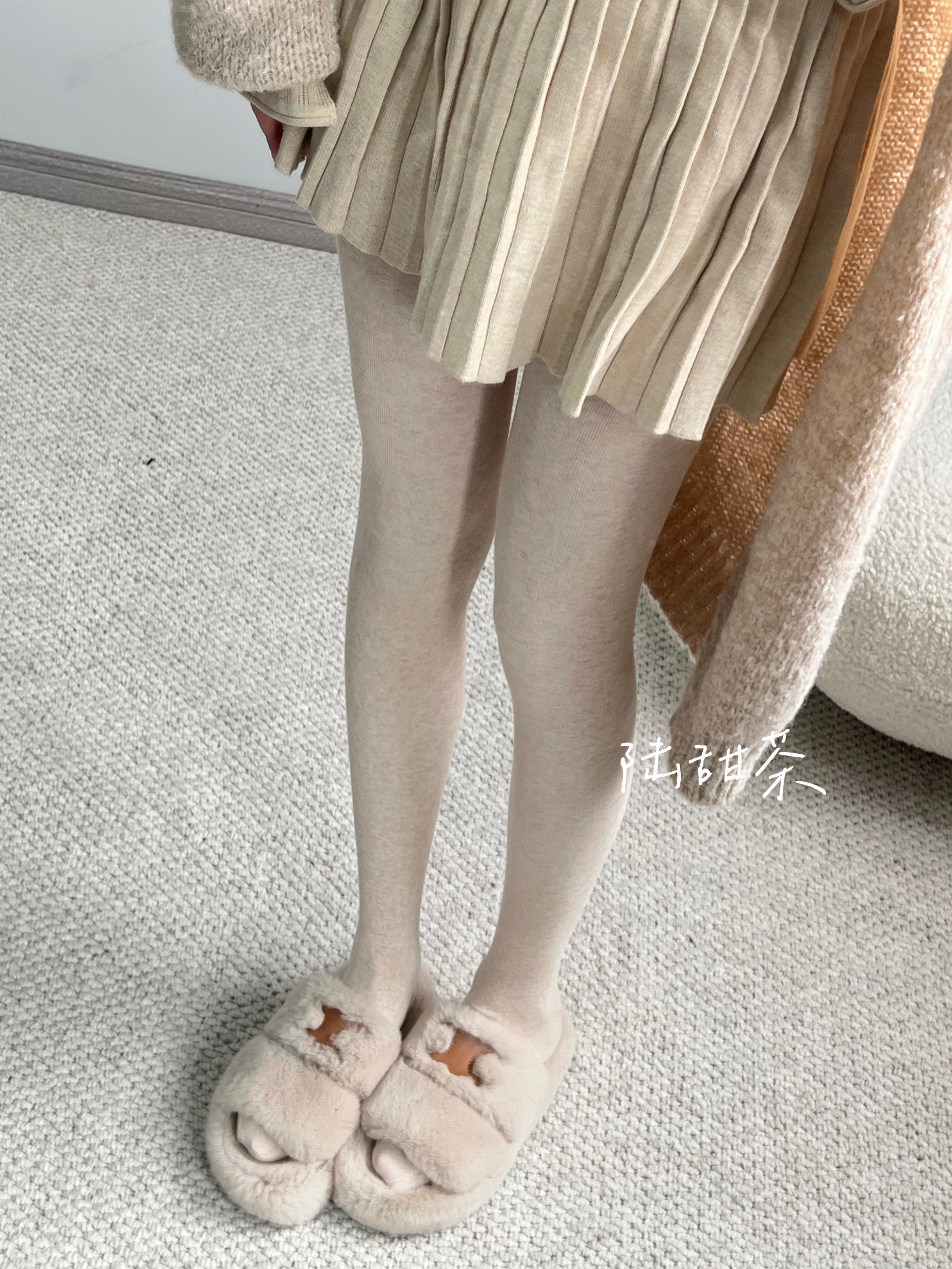陆甜茶纯色打底裤女秋冬加绒加厚新款外穿高腰紧身显瘦连袜裤咖色,淘宝优惠券,粉丝福利购,淘宝优惠卷