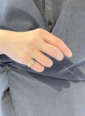 noguchi复古白钻镶嵌印章尾戒女