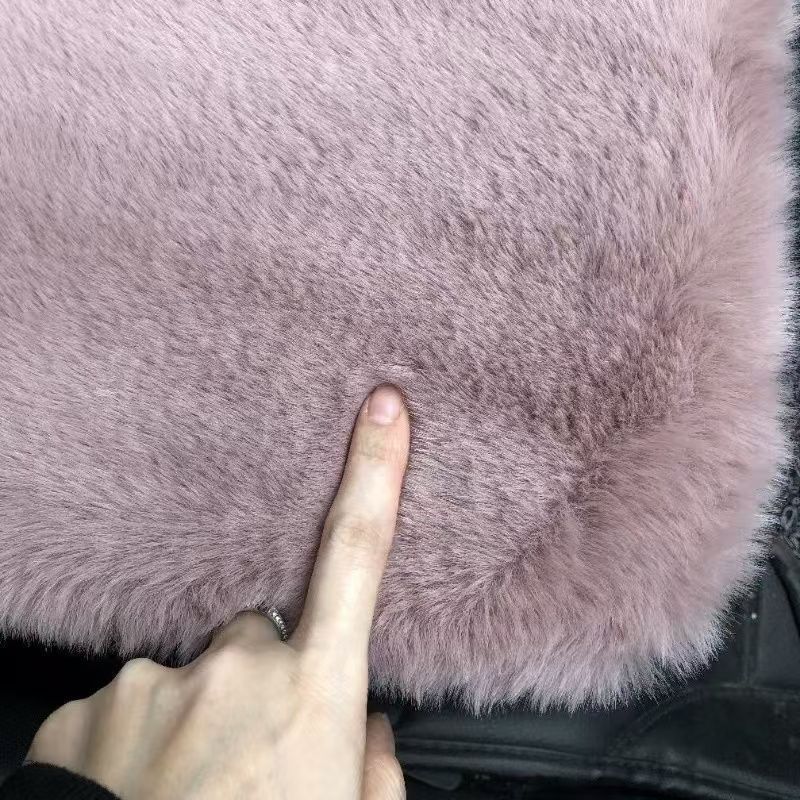 女朋友专用毛绒地垫加厚汽车副驾驶脚垫女生送给女朋友的礼物实用 - 图3
