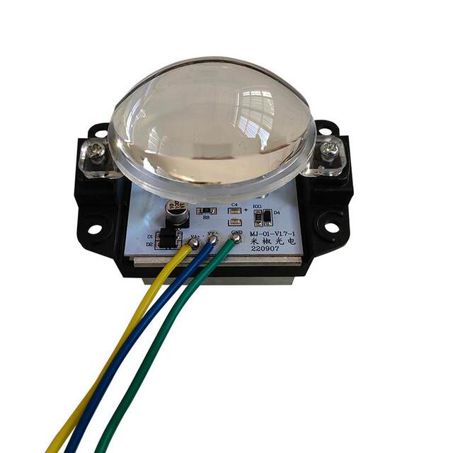 ເລນ LED ລົດໄຟຟ້າໄລຍະໄກປະສົມປະສານກັບໄຟຫົວ