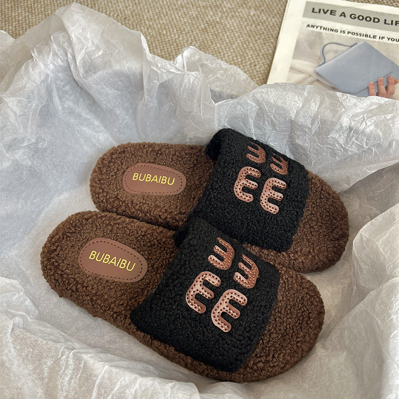 2025年时尚8826-2MW百搭外穿软底女拖鞋,淘宝优惠券,粉丝福利购,淘宝优惠卷