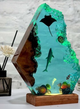 手作海底世界魔鬼鱼鲨鱼海龟树脂小夜灯氛围灯深蓝色大海装饰礼物