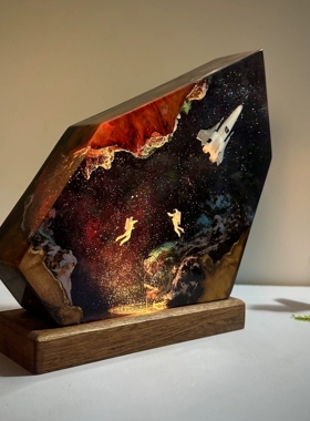 宇航员飞船星际星空滴胶夜灯手工树脂宇宙微景观科幻创意生日礼物