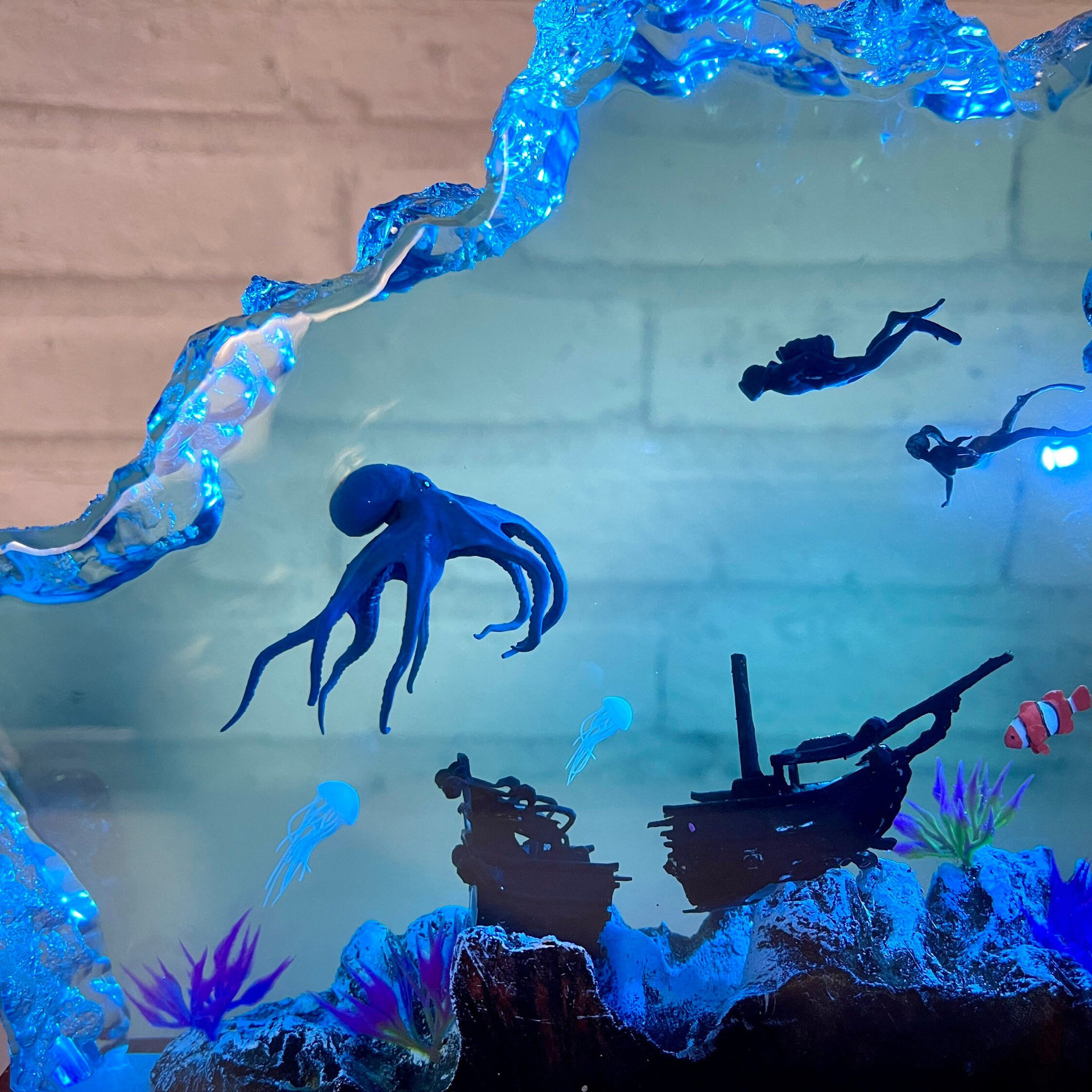 把海洋带回家巨型章鱼潜水员水母沉船小夜灯床头灯氛围灯摆件礼物,淘宝优惠券,粉丝福利购,淘宝优惠卷