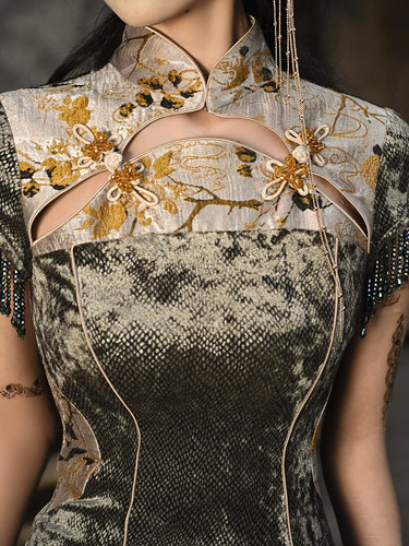 血液供给原创◆春龙祭新中式国风盘扣修身鱼尾长款开衩旗袍连衣裙 - 图1