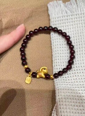 金店同款沙金酒红珠珠小马手链女高级感手饰黄金色新款时尚女士