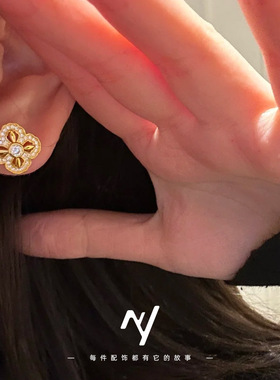 2025新款轻奢中古风vitage女款微镶点钻十字金刚杵吊坠项链耳钉女