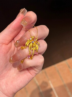 2025款女士浪漫白日焰火星如雨花项链时尚气质高级感铜镀金锁骨链