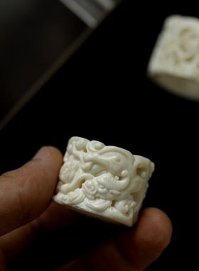 禅木匠鹿角龙年螭龙扳指戒指