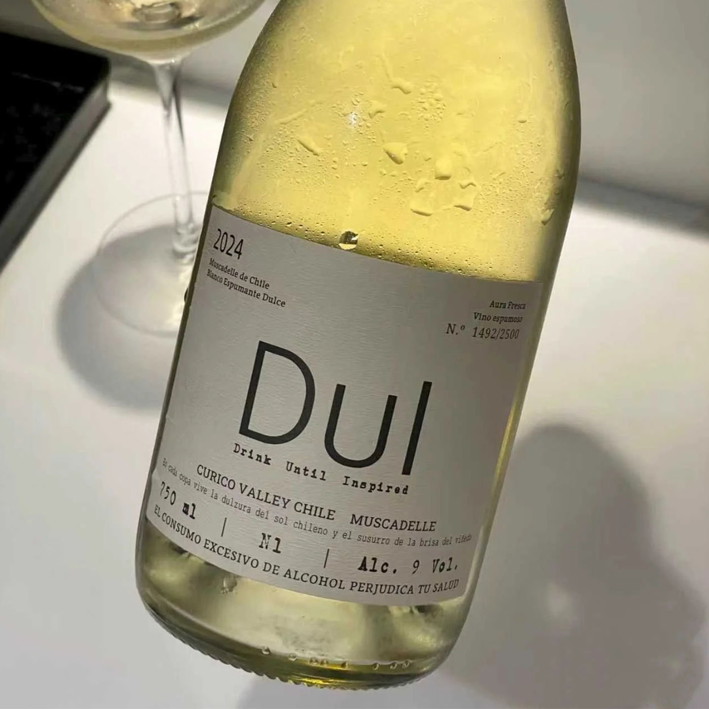 白熊喝喝DUI灵感涌现莫斯卡托微醺起泡酒气泡酒甜白葡萄酒 - 图1