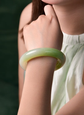 和田玉翠青手镯泥鳅背飘翠色羊脂白底带翠青海老料玉镯子道具儿童