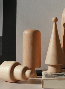 设计师简约抽象木质桌面摆件