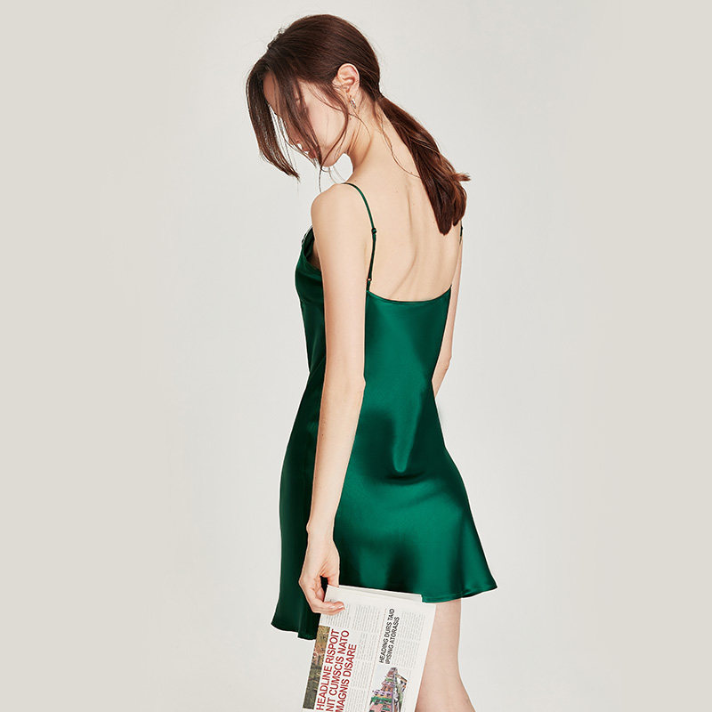 2022夏季新款性感吊带桑蚕丝睡裙 珊目尔睡裙
