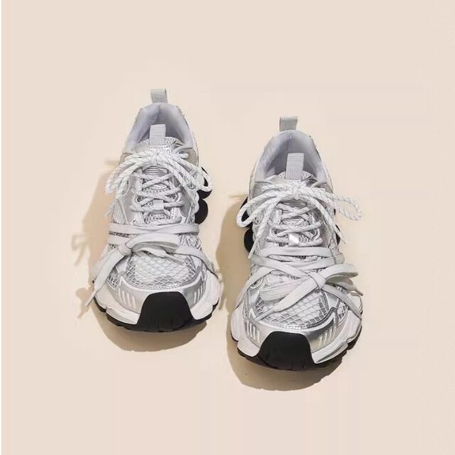 Lin Yun's same style Galaxy Ion daddy shoes 2025 new spring mesh versatile increased silver casual sports shoes