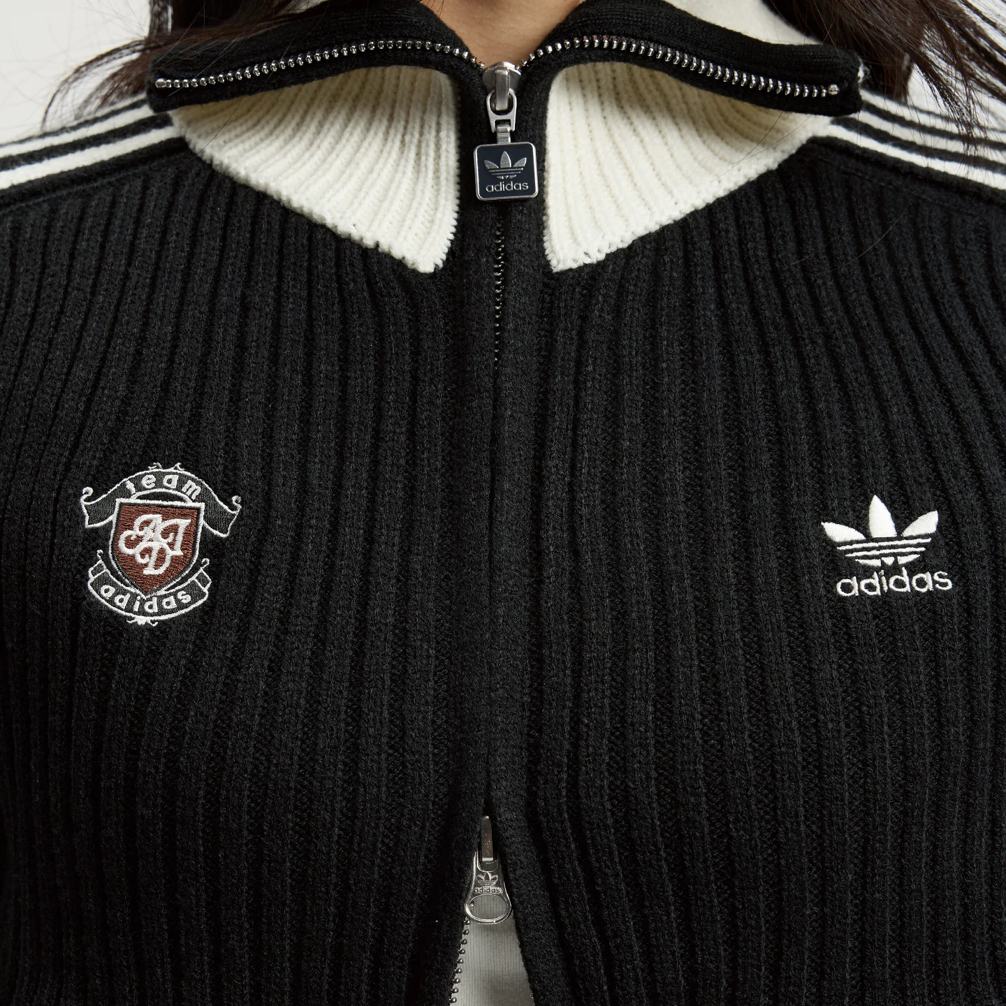 adidas阿迪达斯三叶草全开襟修身针织衫秋冬女夹克外套 KF0718,淘宝优惠券,粉丝福利购,淘宝优惠卷