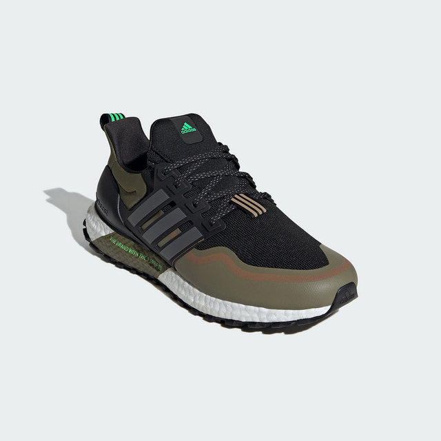 Adidas Adidas ເກີບແລ່ນລະດູຫນາວແບບດຽວກັນ ULTRABOOST ເກີບກິລາແລະເກີບບາດເຈັບສໍາລັບຜູ້ຊາຍແລະແມ່ຍິງ JQ4771