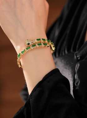 真金电镀锆石蛇形开口手镯时尚欧美百搭手环轻奢高级感小众手饰女